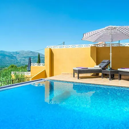 Casa Del Bosque فيلة Orba
